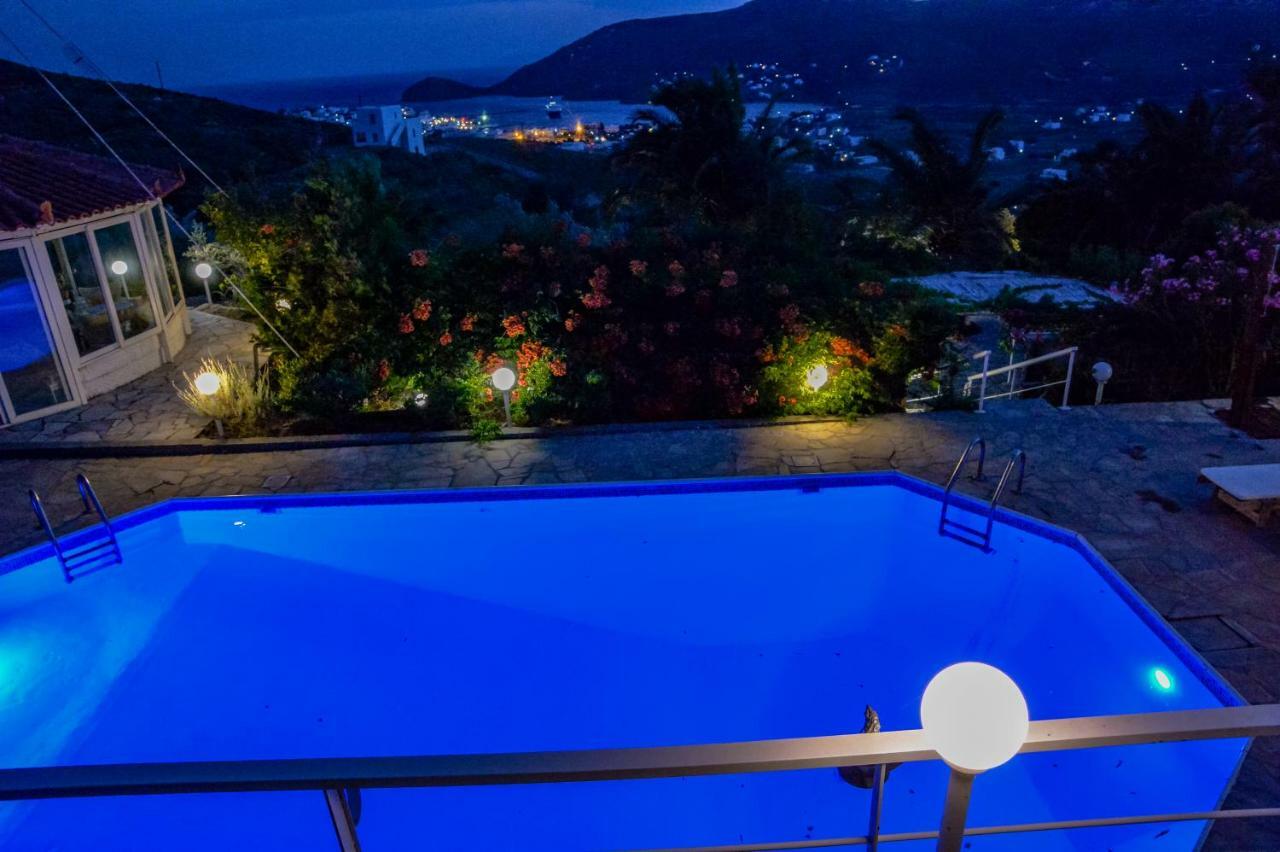 Kymothoi Rooms & Pool Bar Gavrio Exteriör bild
